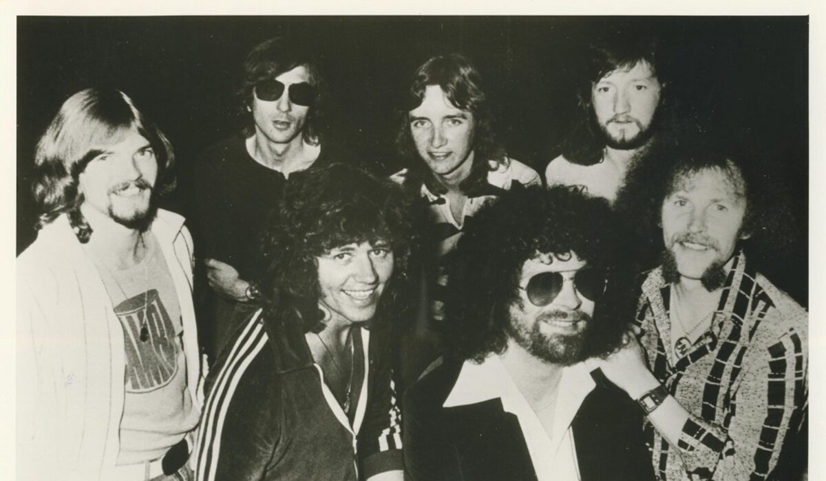 Electric Light Orchestra 1970s group press mid