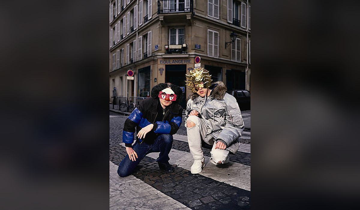 Daft Punk - Robots who remembered the room