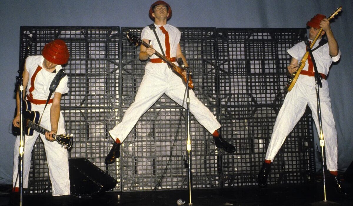 DEVO - Energy domes and suburban satire mid