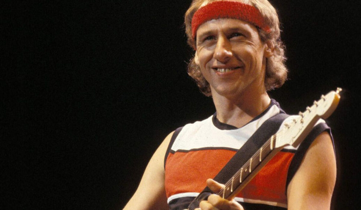 Dire Straits - Soft-spoken rock that filled arenas (mid)